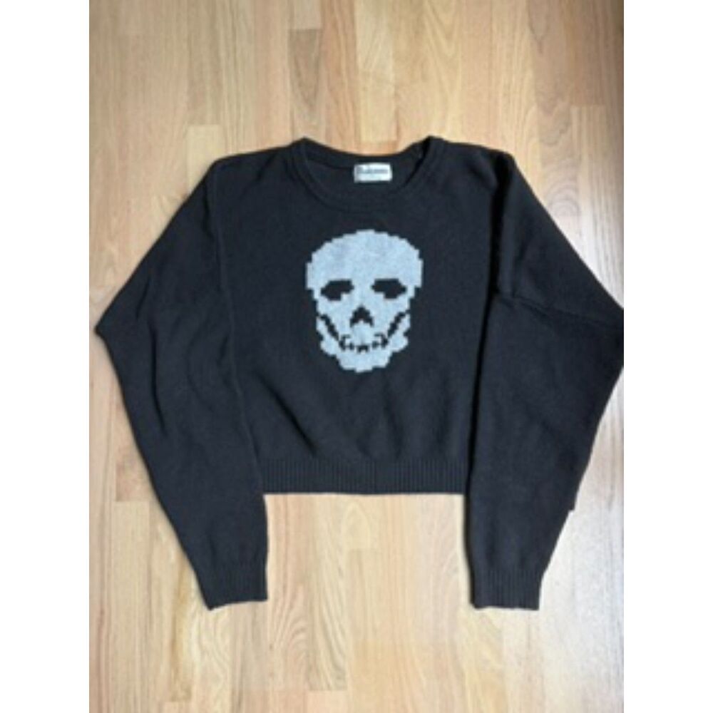 No Boundaries Black Skull Knit Cropped Sweater, Goth Halloween